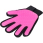 Перчатка массажная для животных TRIXIE 24х16 см розовый/черный (23132)
