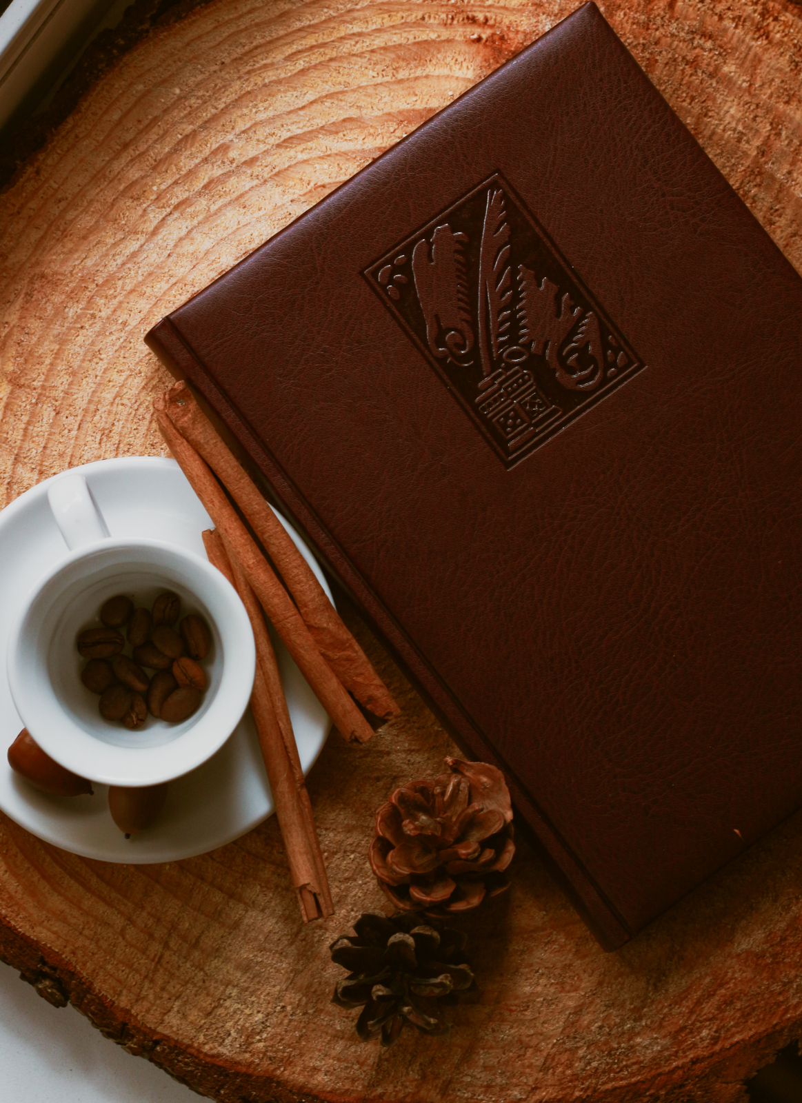 Ежедневник недатированный А5 SUVIG коричневый с золочением (001А5МКz-к) - Фото 2