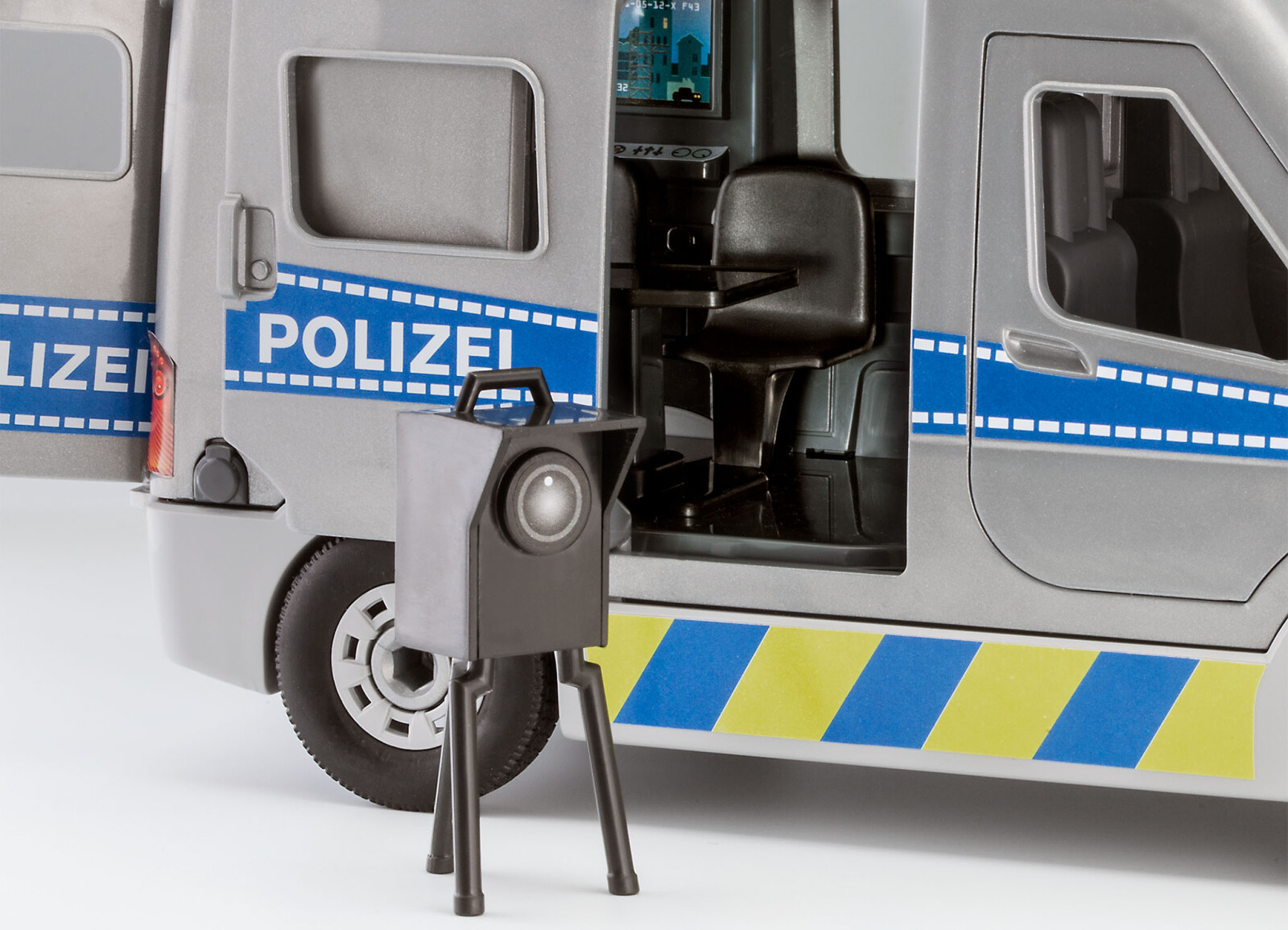Сборная модель REVELL Полицейский фургон с фигуркой 1:20 4+ (811) - Фото 6