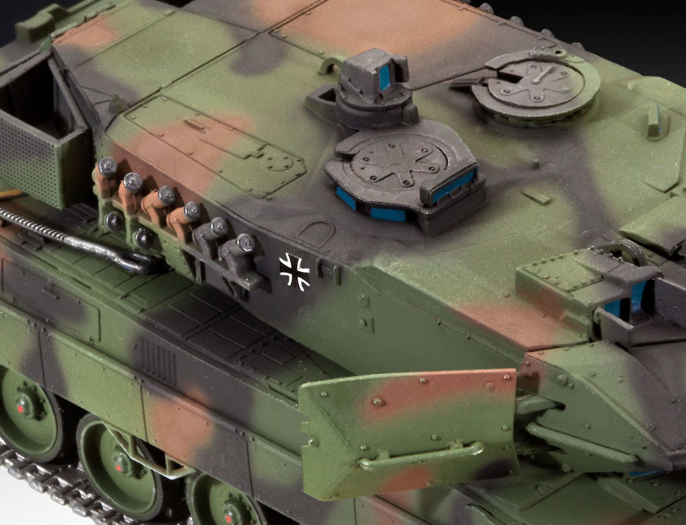 Сборная модель REVELL Немецкий танк Леопард 2A6/A6M 1:72 (3180) - Фото 4