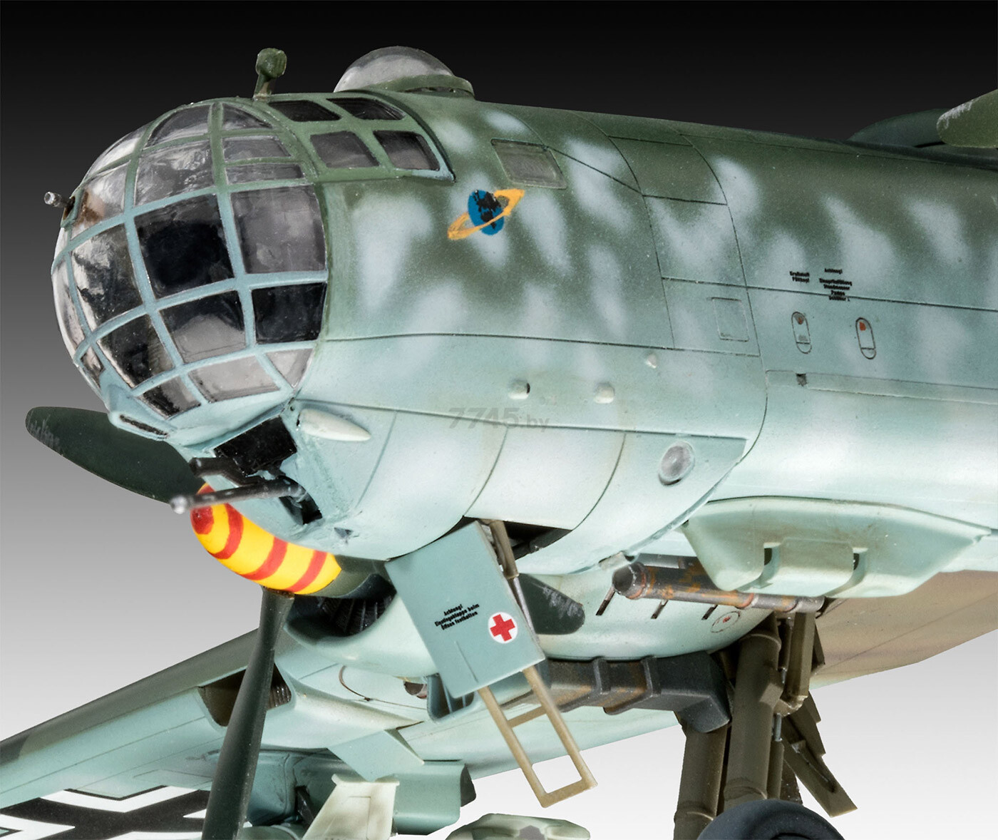 Сборная модель REVELL Немецкий тяжелый бомбардировщик Heinkel He177 A-5 Greif 1:72 (3913) - Фото 2