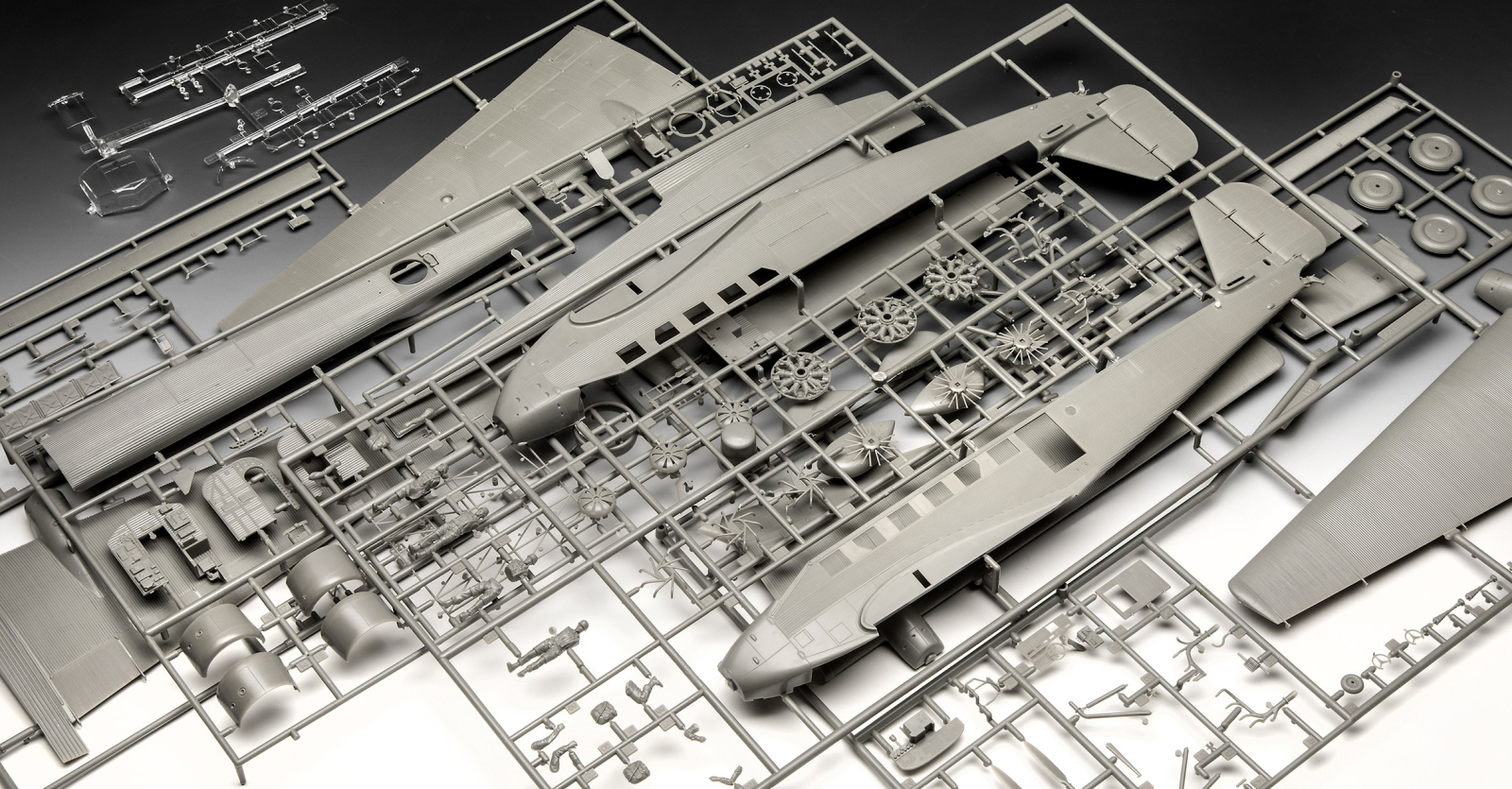 Сборная модель REVELL Немецкий самолет Junkers Ju52/3m 1:48 (3918) - Фото 6