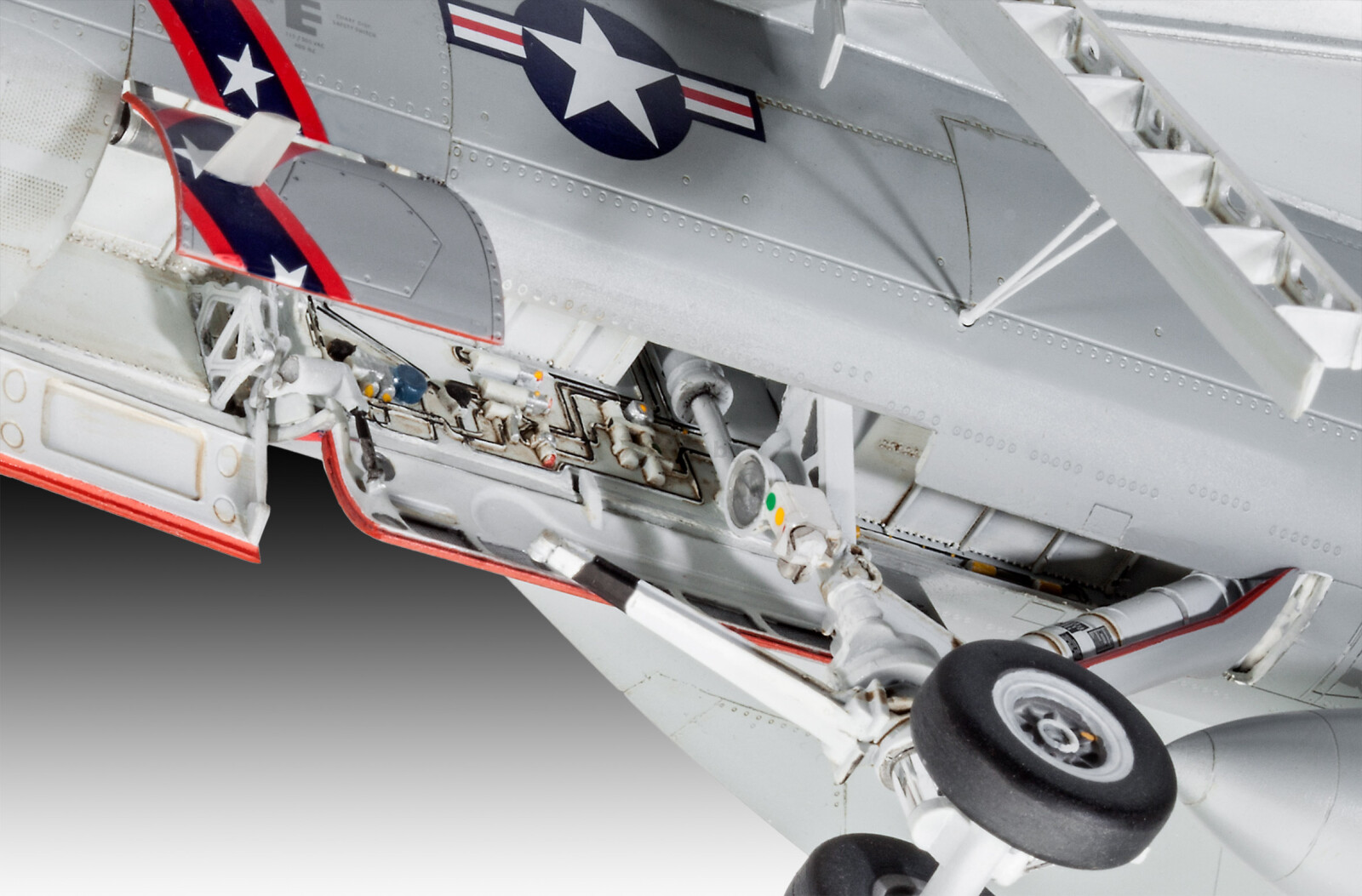 Сборная модель REVELL Самолет F/A-18E Super Hornet 1:32 (4994) - Фото 5
