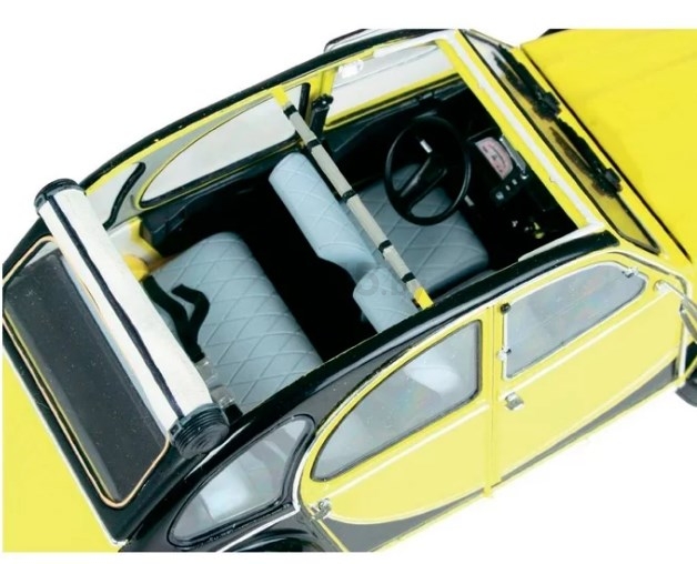 Сборная модель REVELL Автомобиль Citroen 2CV Charleston 1:24 (7095) - Фото 3