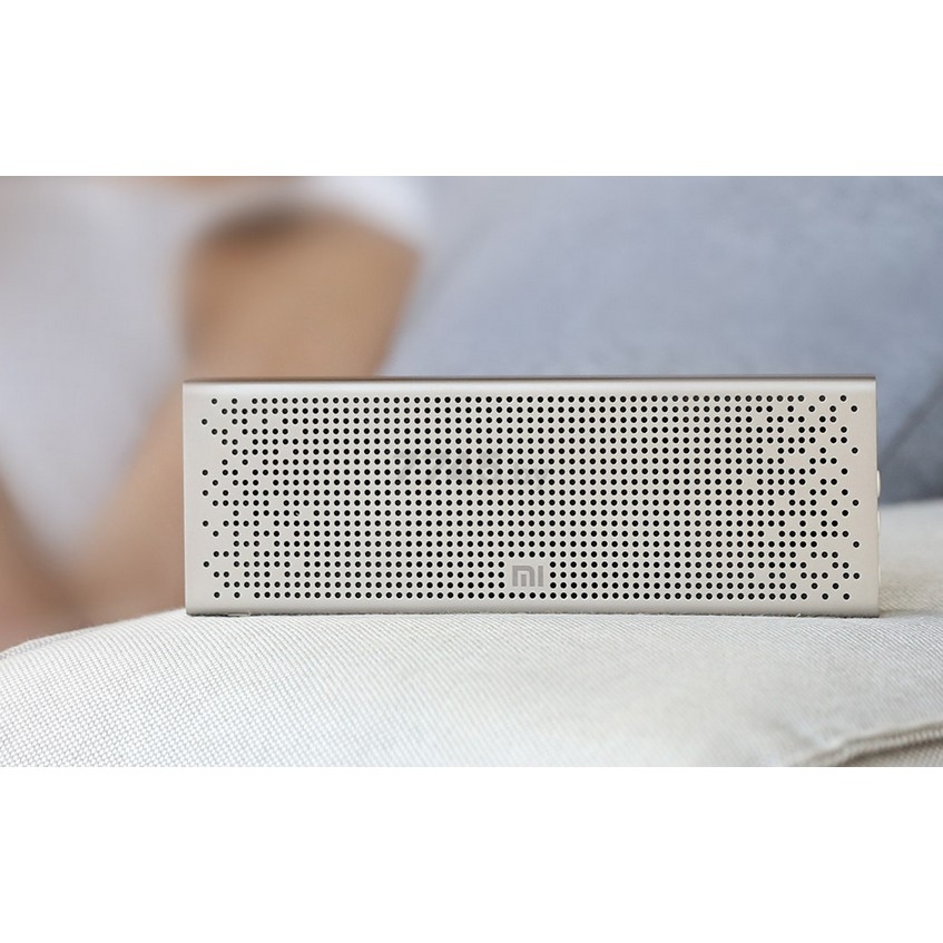 Колонка портативная беспроводная XIAOMI Mi Bluetooth Speaker Gold - Фото 3