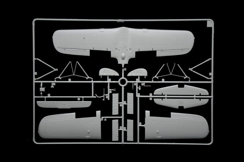 Сборная модель ITALERI Немецкий военный гидросамолет-разведчик Arado Ar 196 A-3 1:48 (2784) - Фото 5