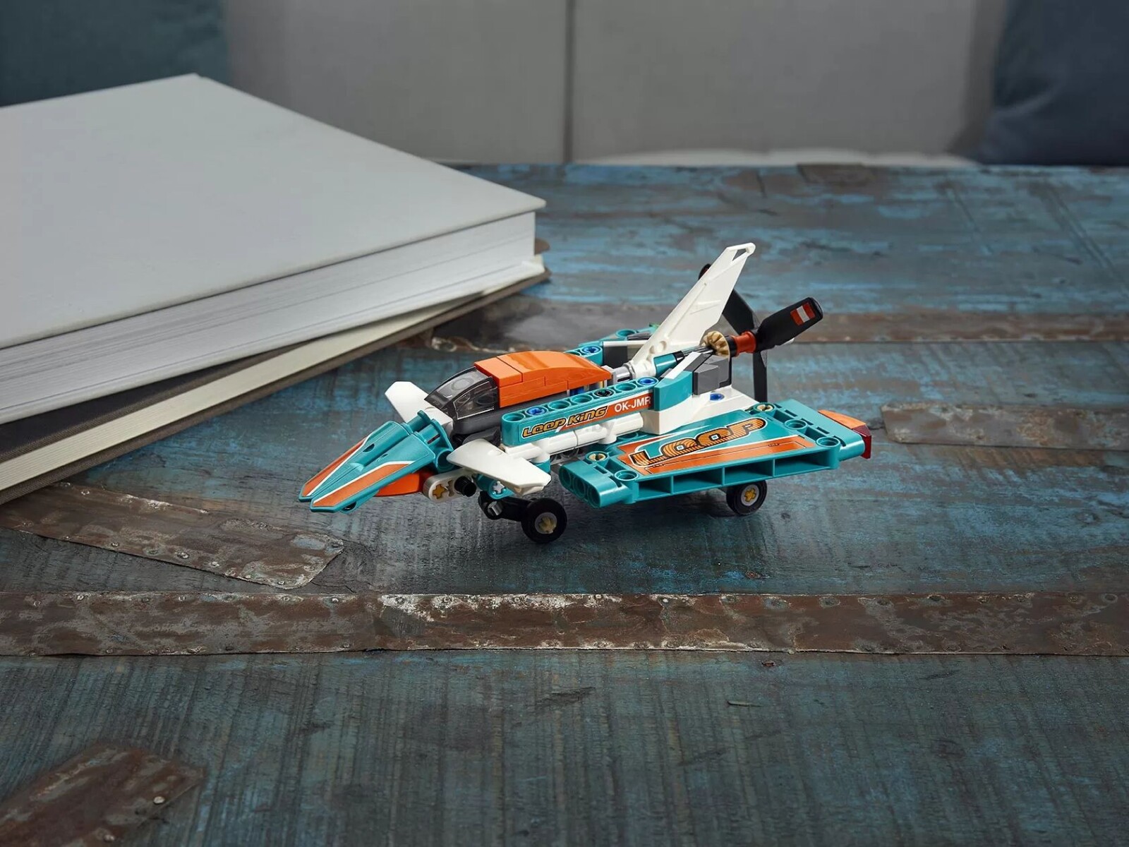 Конструктор LEGO Technic Гоночный самолет (42117) - Фото 16