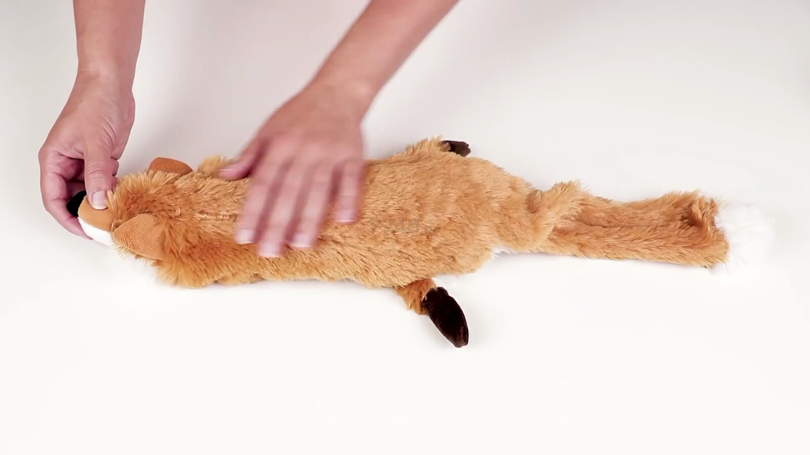 Игрушка для собак GIGWI Шкурка лисы с бутылкой 63 см (75016) - Фото 2