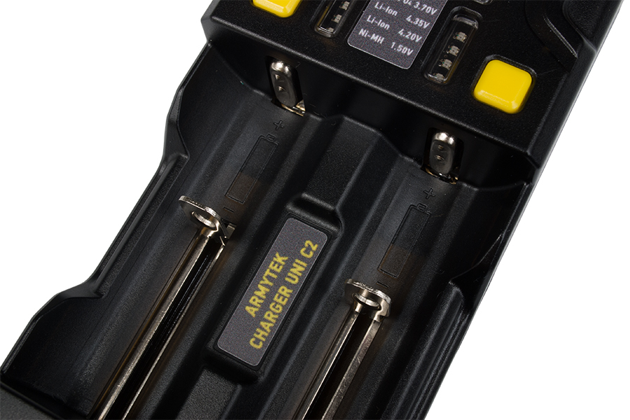 Зарядное устройство для аккумулятора универсальное ARMYTEK Uni C2 Plug Type C (A02401C) - Фото 2