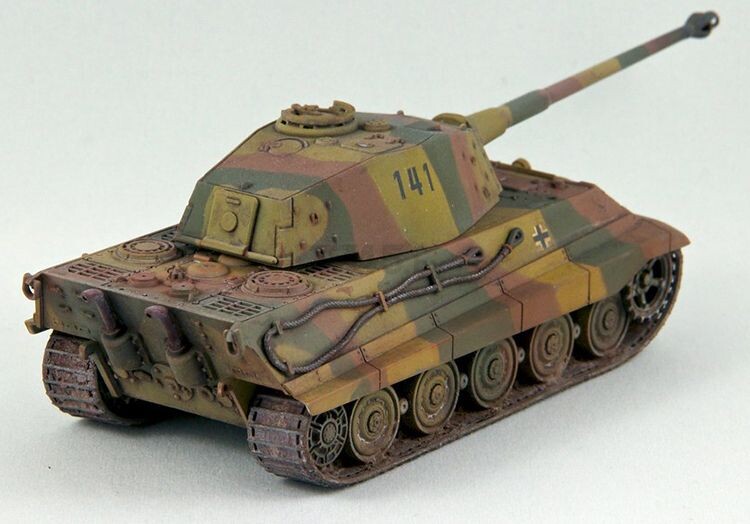 Сборная модель ITALERI Немецкий тяжелый танк Sd Kfz 182 King Tiger 1:72 (7004) - Фото 3