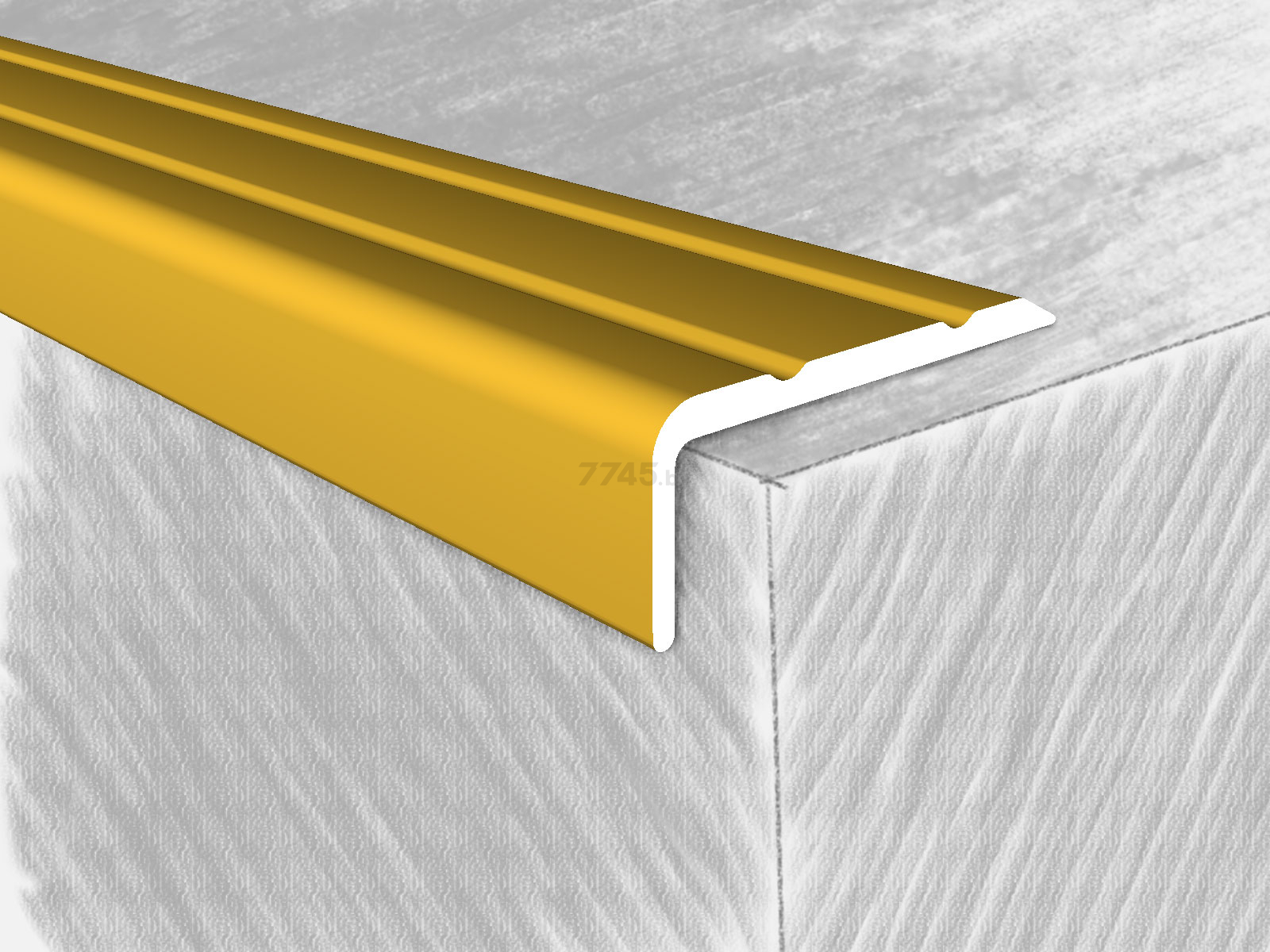 Уголок декоративный алюминиевый КТМ-2000 3418-02К 0,9 м золото