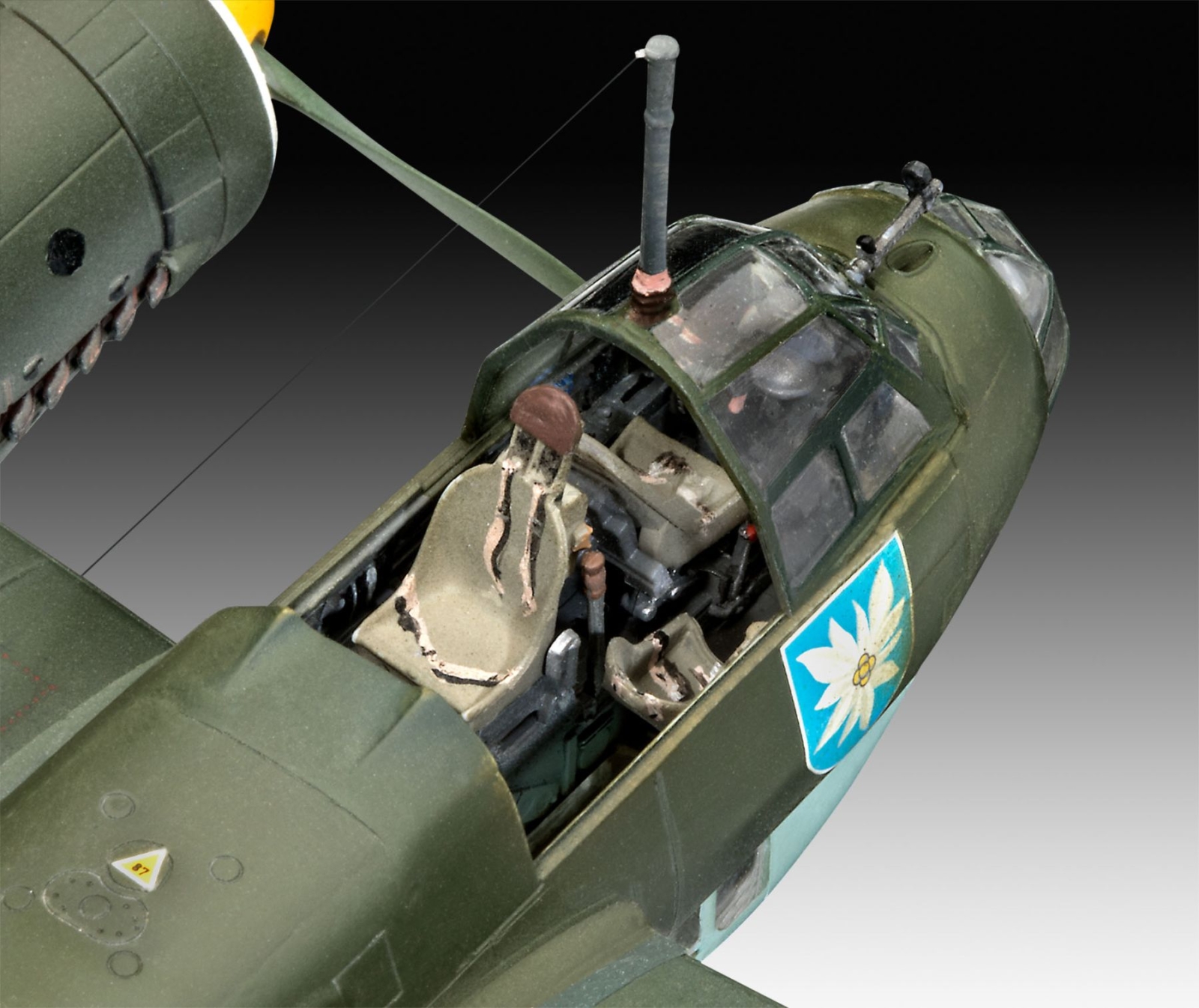 Сборная модель REVELL Многоцелевой самолет Junkers Ju-88 A-1 Битва за Британию 1:72 (4972) - Фото 3