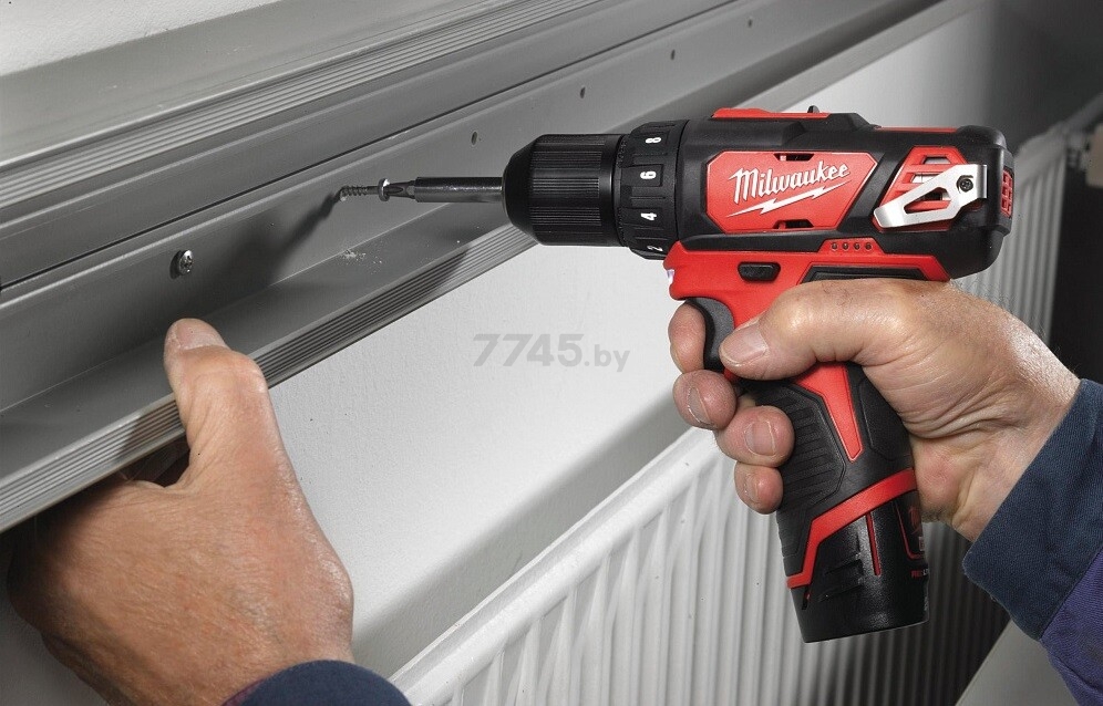 Дрель-шуруповерт аккумуляторная MILWAUKEE M12 BDD-202С и набор бит MILWAUKEE Shockwave 40 штук (4933441915/a) - Фото 10