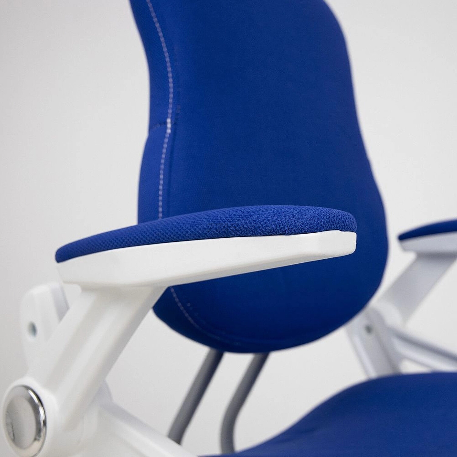 Кресло компьютерное AKSHOME Swan ткань синий (75254) - Фото 18
