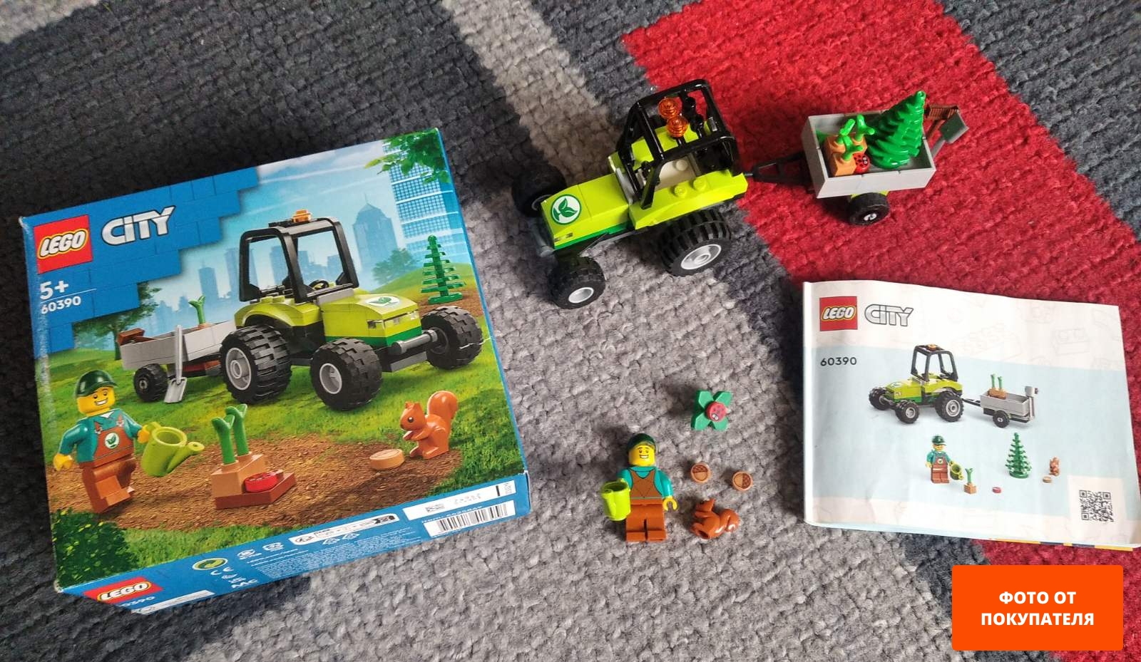 Конструктор LEGO City Трактор (60287) - Фото 2